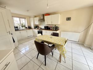 Photo 16- click for photo gallery